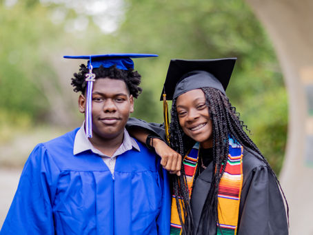Sibling Grad Session