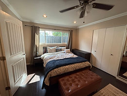 Furnished 1BR Near SDSU Available Now –