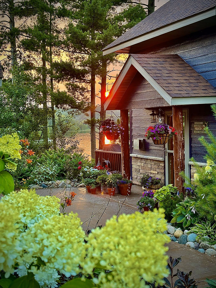 Cabin 2.jpg