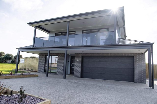 Exterior street view of a new home built by Roberts Builders in Peterborough, Victoria.