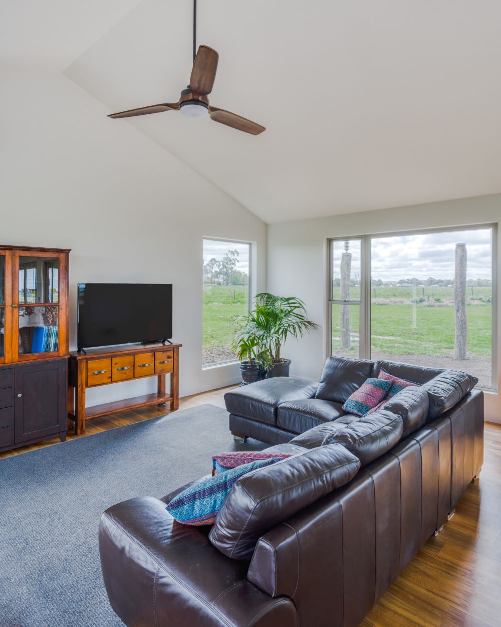 Living room view of a new home in Cobden, Victoria built by Roberts Builders Pty Ltd.