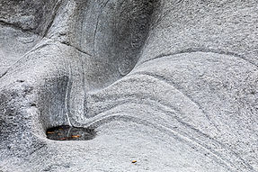 Verzasca | Tessin | Fels | Strukturen