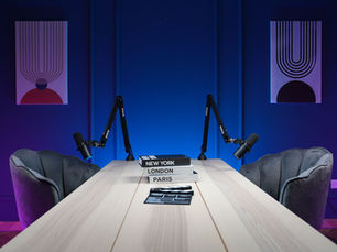 Yallapod is a leading Dubai podcast studio, offering a full podcast studio Dubai experience for creators.
