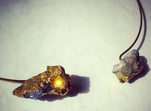 Thumbnail: Silica Gold