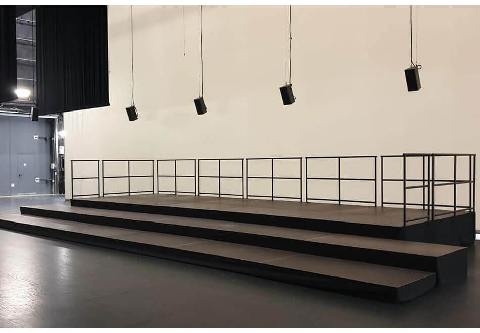 Miniatura: Tarima modular de aluminio Guil TM300 de 2x1 metros en alquiler en Madrid para escenarios, eventos y producciones