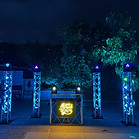 Montaje de Pack Lite para boda íntima, con iluminación elegante y equipo de sonido profesional de Sonico Bodas.