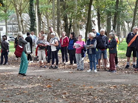 Marche bleue intergénérationnelle à l'occasion de la semaine bleue.