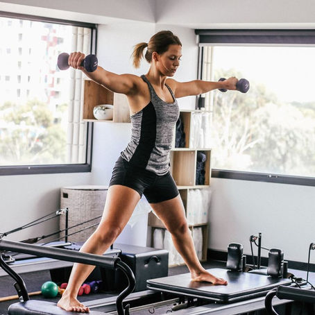 3 Easy-on-the-Knees Treadmill Workouts