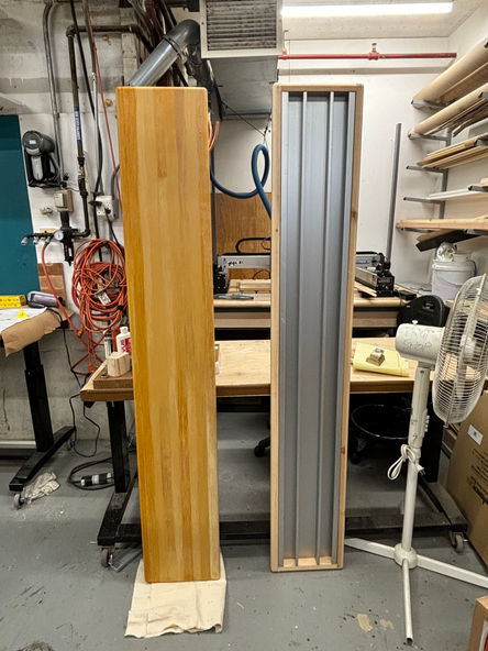 2025 | Falcon Girls | DGSD
Aluminum structure school bench.
Using acrylic paint and satin sealer on HDF surface.