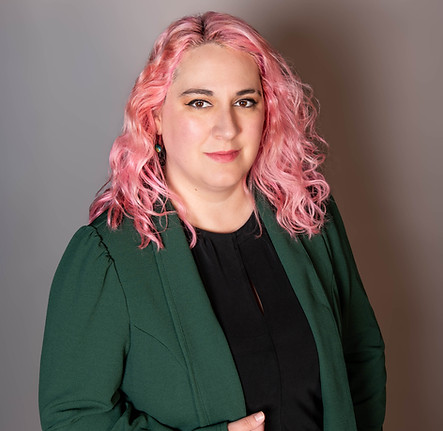 Vivian-headshots-6.jpg