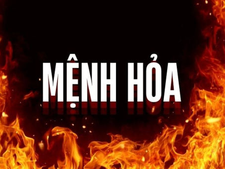 Sự nồng cháy trong công việc: Bàn làm việc được trang trí theo phong cách mệnh Hỏa