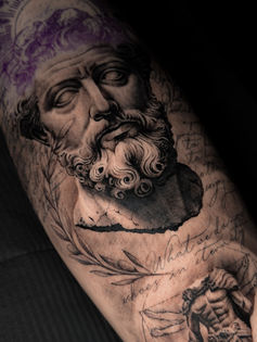 Marcus Aurelius, statue portrait tattoo