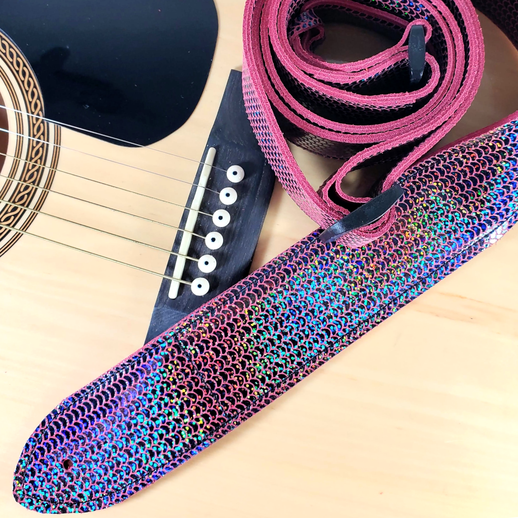 Iridescent Scallop Premium Leather Guitar Strap- Pink Silver Sparkle Leather
