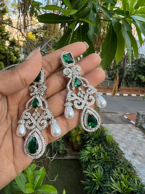 Thumbnail: Ayla Danglers