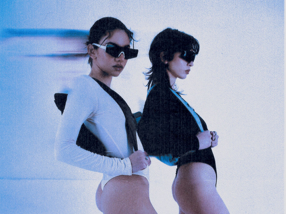 WaveyGarms_LookBook_Edit11.jpg