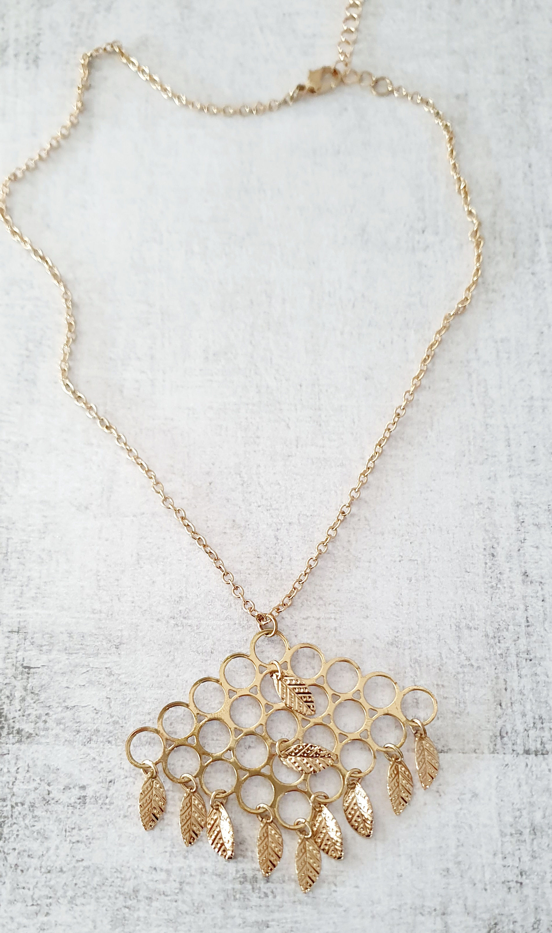 Collier Chaine Multi-Feuilles Dorées