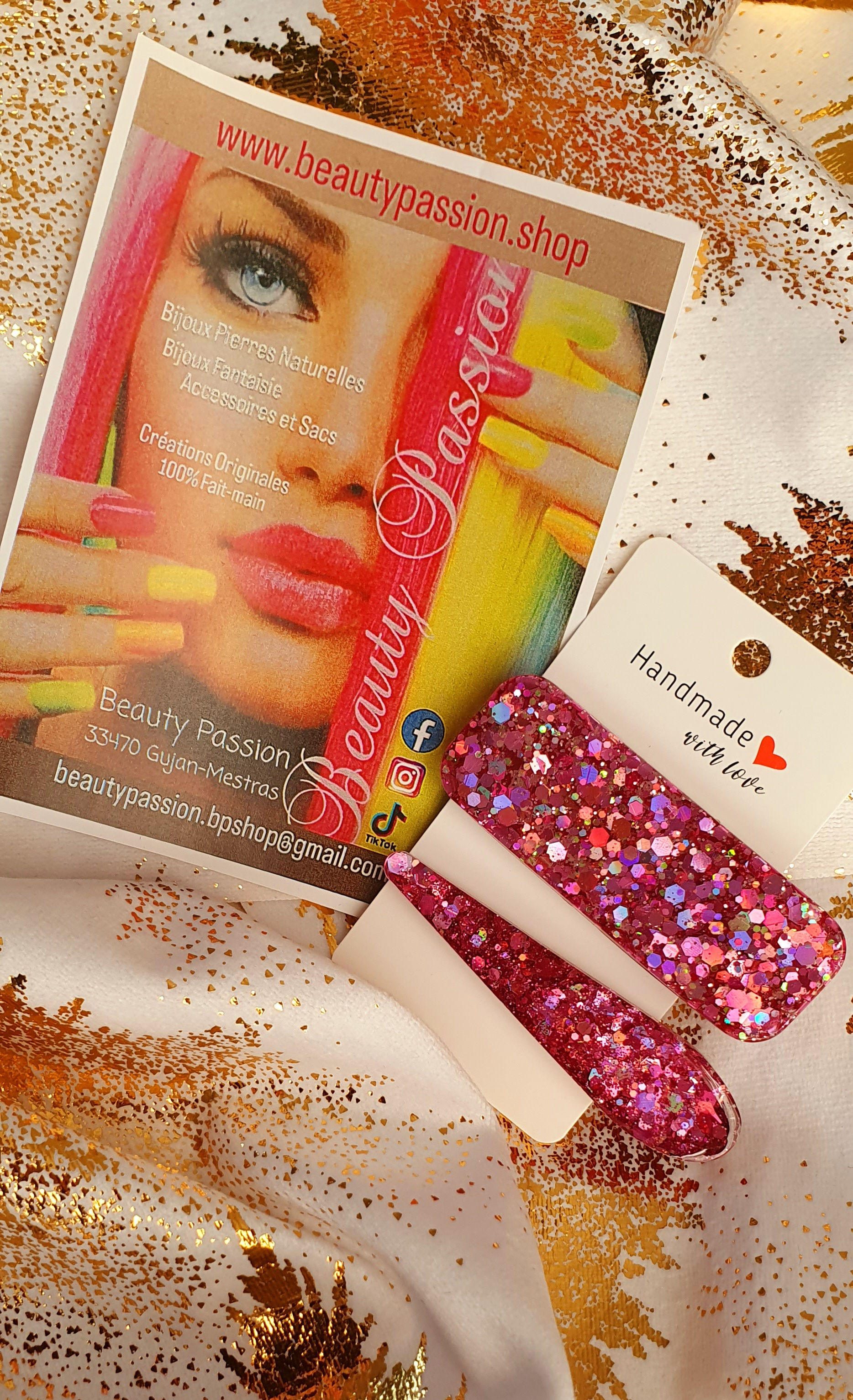 Lot de 2 Pinces à Cheveux Fait Main en Résine