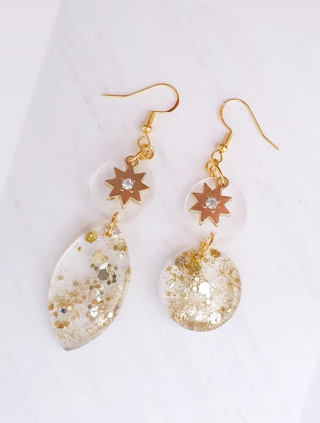 Boucles Résine Pailletées Dorées