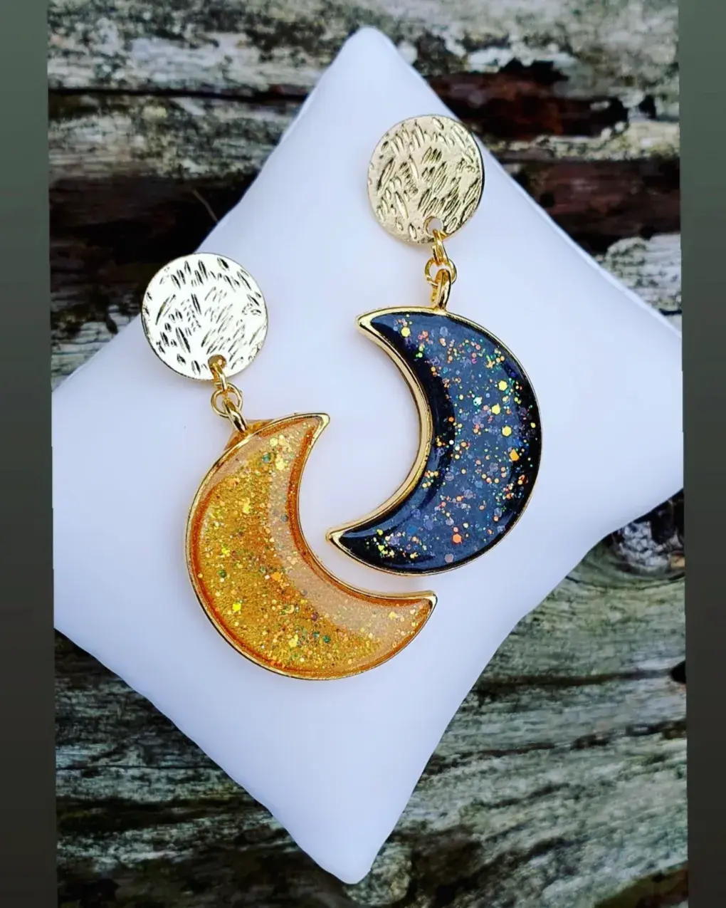 Boucles Résine Pailletées, Noires et Or