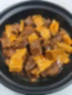 Beef Brisket w. Beancurd-rolls Pot