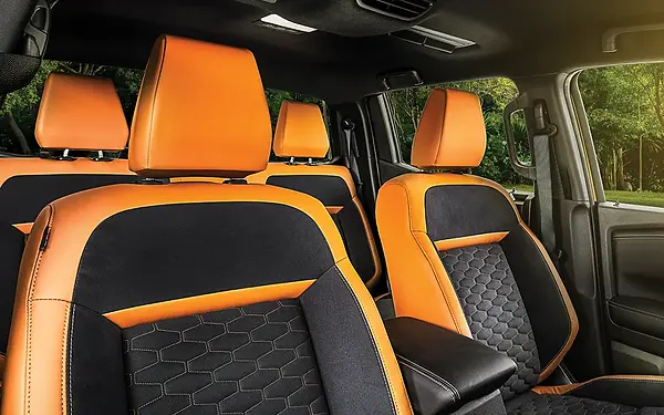 all-new-triton-4x4-seats.webp