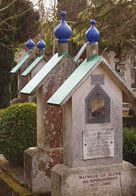 Nécropole Russe à Sainte-Geneviève-des-Bois tombes orthodoxes