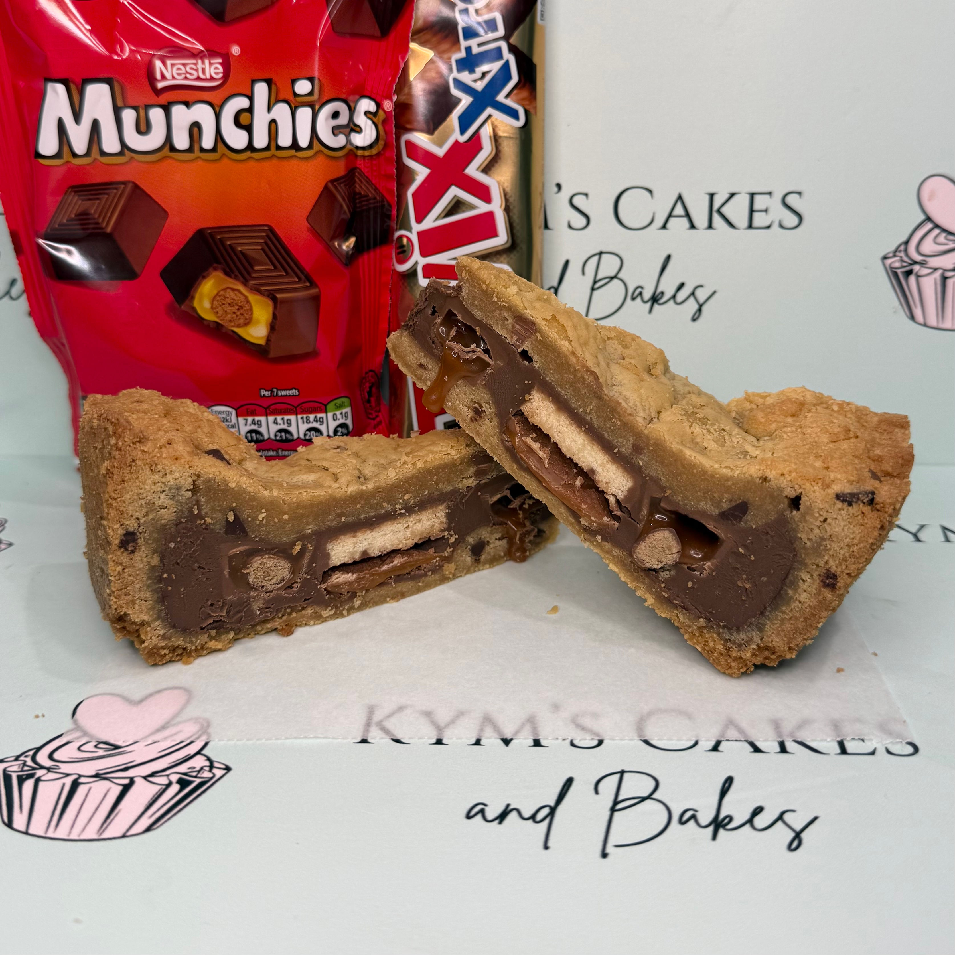 Twix & Munchies Cookie Pie slice