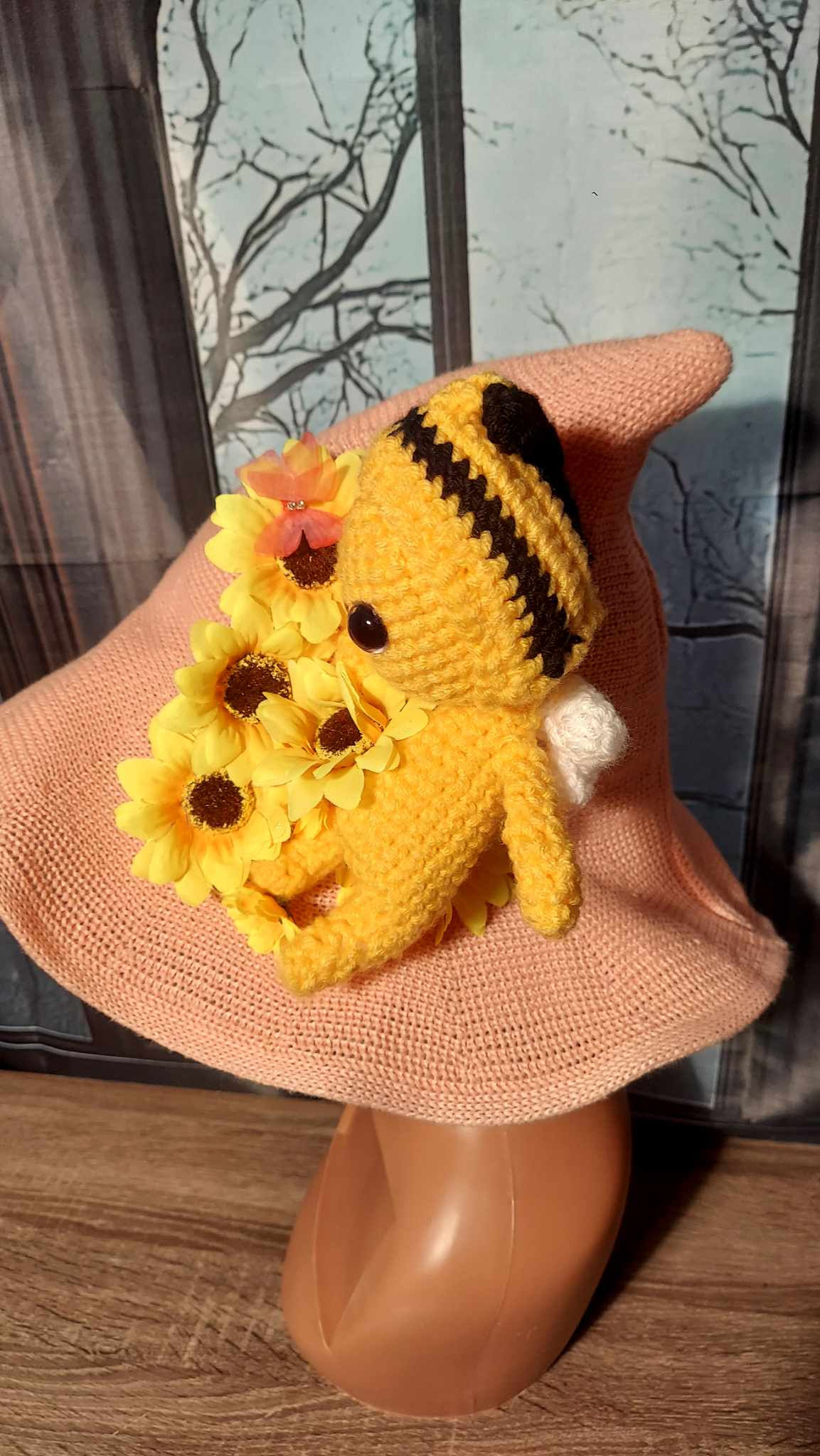Crochet Bee Witches Hat