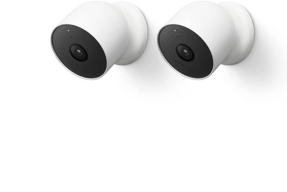 الصورة المصغرة: Google Nest Cam Outdoor or Indoor, Battery - 2nd Generation - 2 Pack