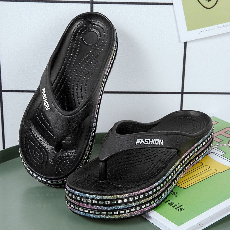Thumbnail: Women's Flip Flops Thick Bottom Comfortable Cloud Slippers Casual Outdoor Beach