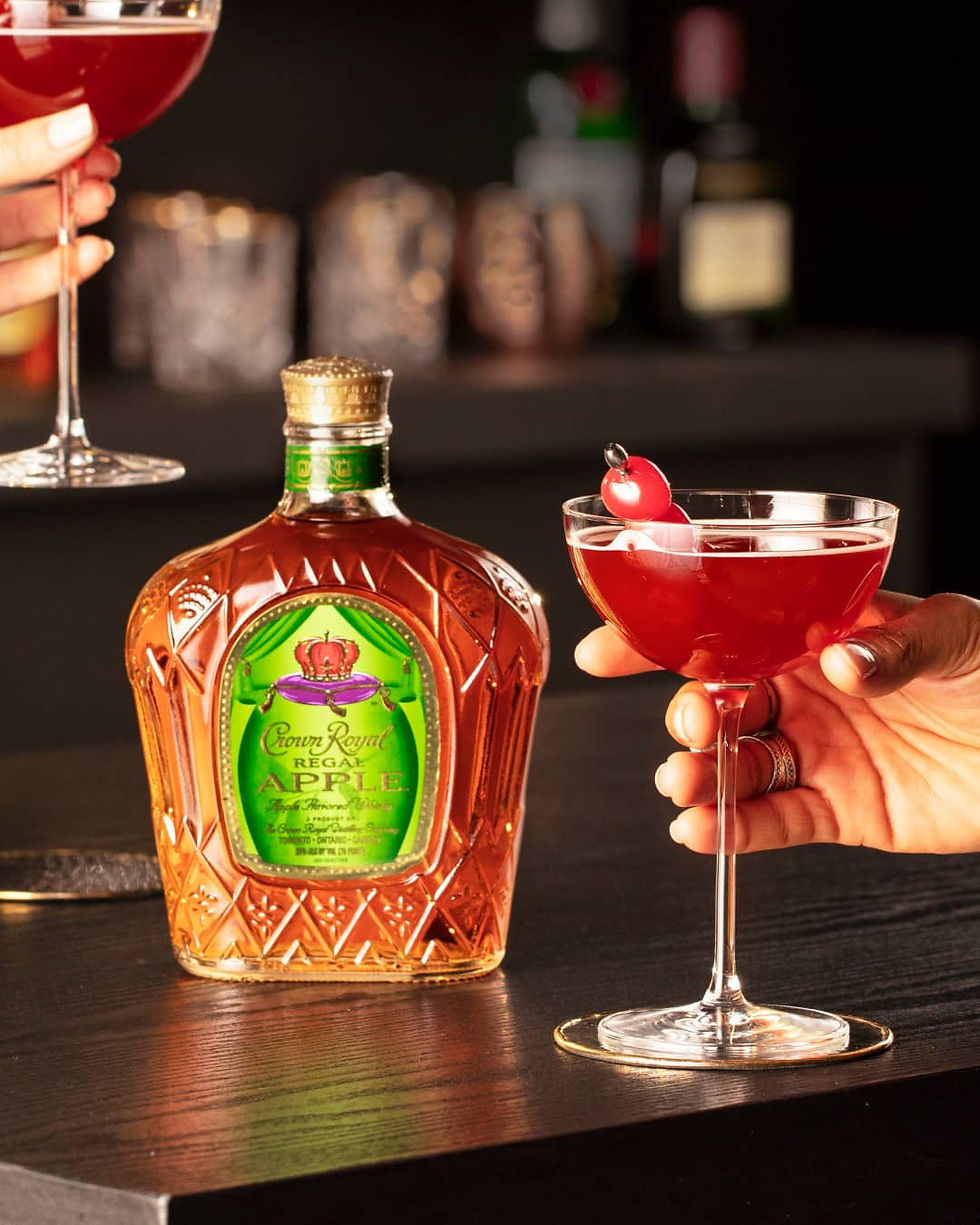 Thumbnail: Crown Royal Regal Apple Flavored Whisky, 750 mL, 35% ABV