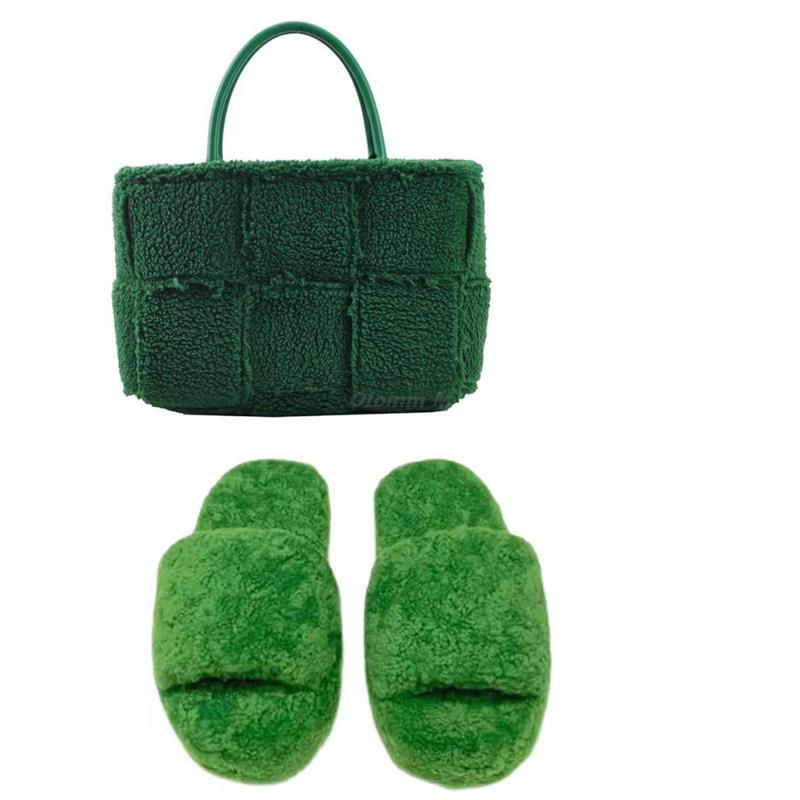 Miniatura: 2022 Women Designer Quality Plush Woollen Handbag Match Warm Cotton Furry Slipp