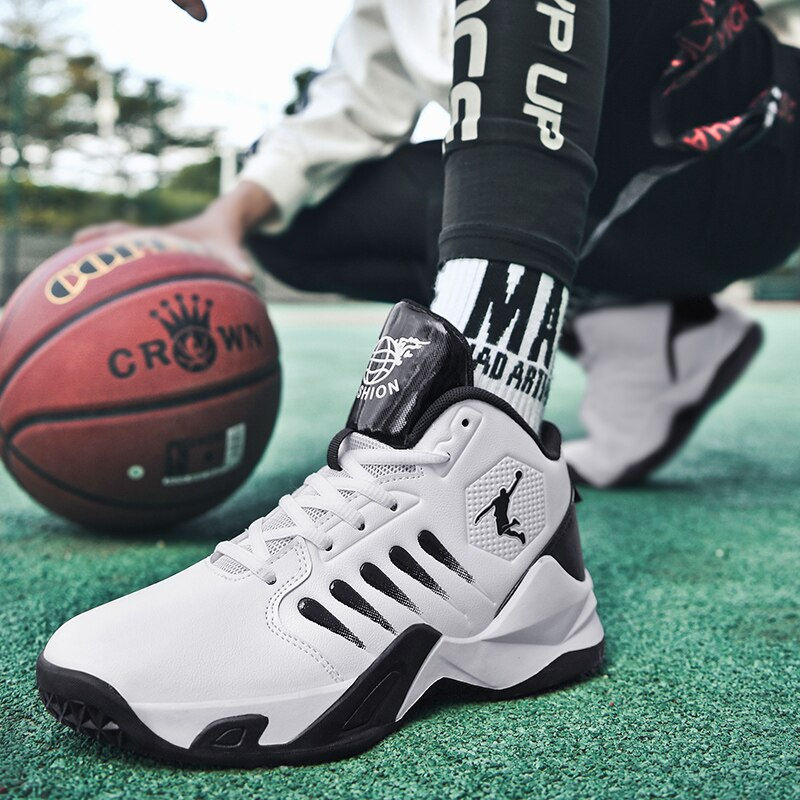 Thumbnail: New Arrival Lightweight Basketball Shoes Breathable Confortable Sports Shoes Un
