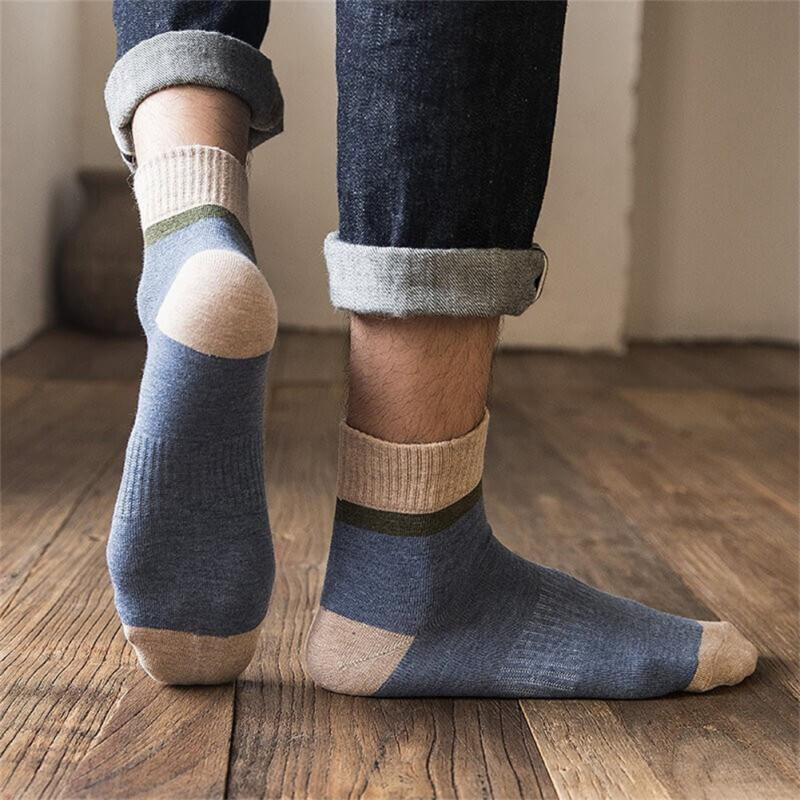 Thumbnail: 7 Pairs New Japanese Harajuku Socks Random Color Man Autumn Winter Warm Cotton 
