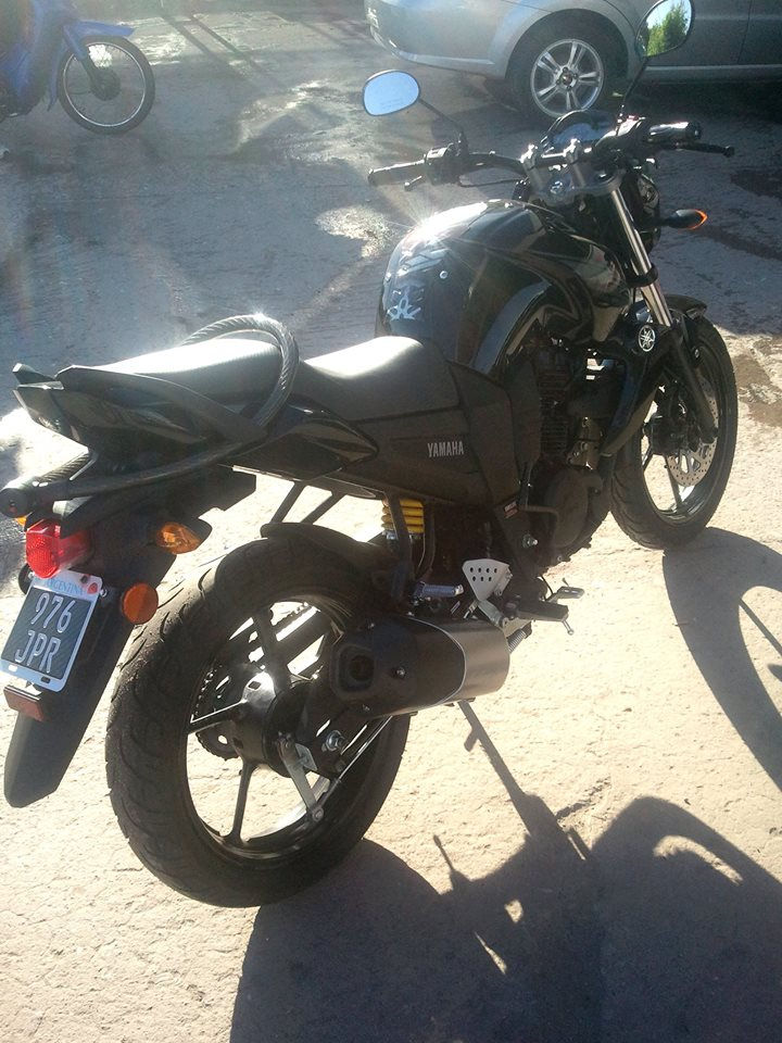 yamaha fz 2.jpg