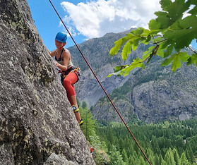 grimpeuse 1 compressé.jpg