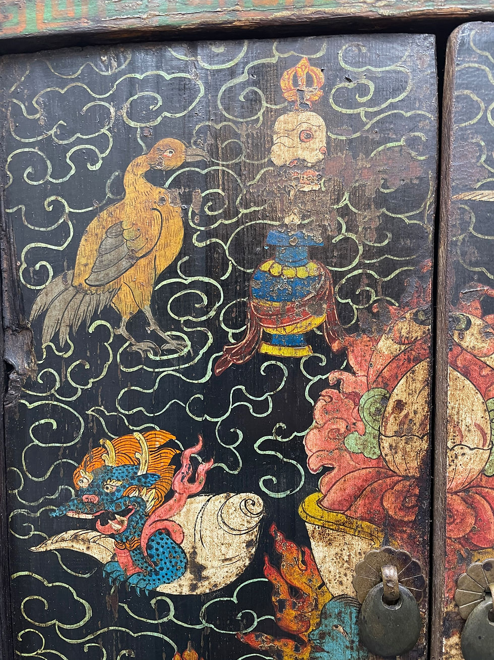 Miniature : Tibet, petite armoire peinte dans son jus vers 1930