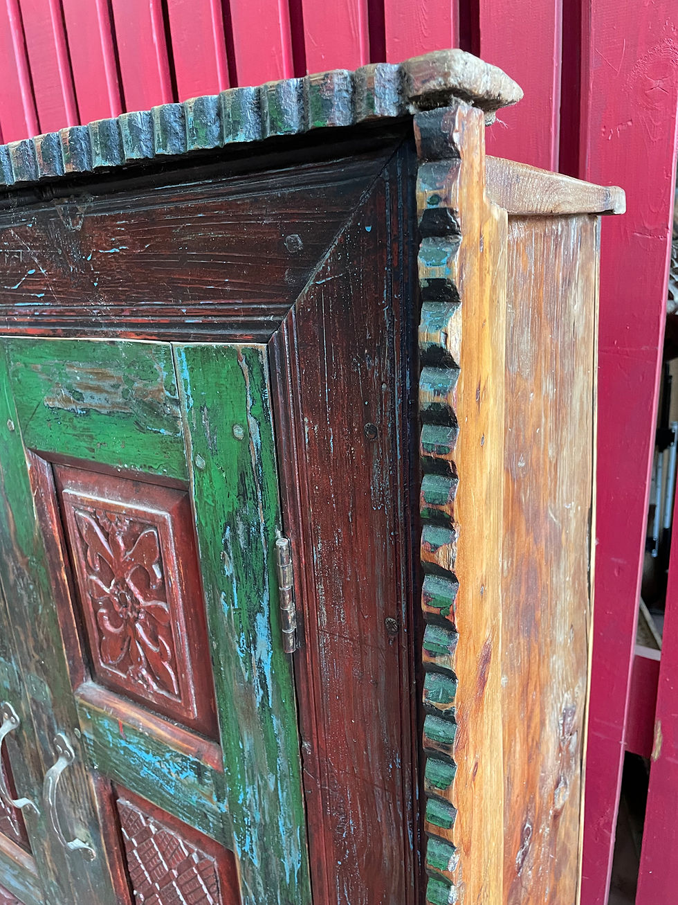 Miniature : Pakistan, Vallée de Swat ancienne armoire 2 portes du 19ème siècle avec une pati