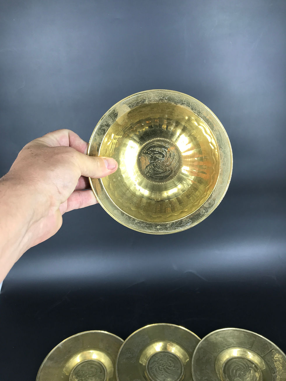 Miniature : Collection de 6 COUPES et 6 PLATS À OFFRANDE, XXème