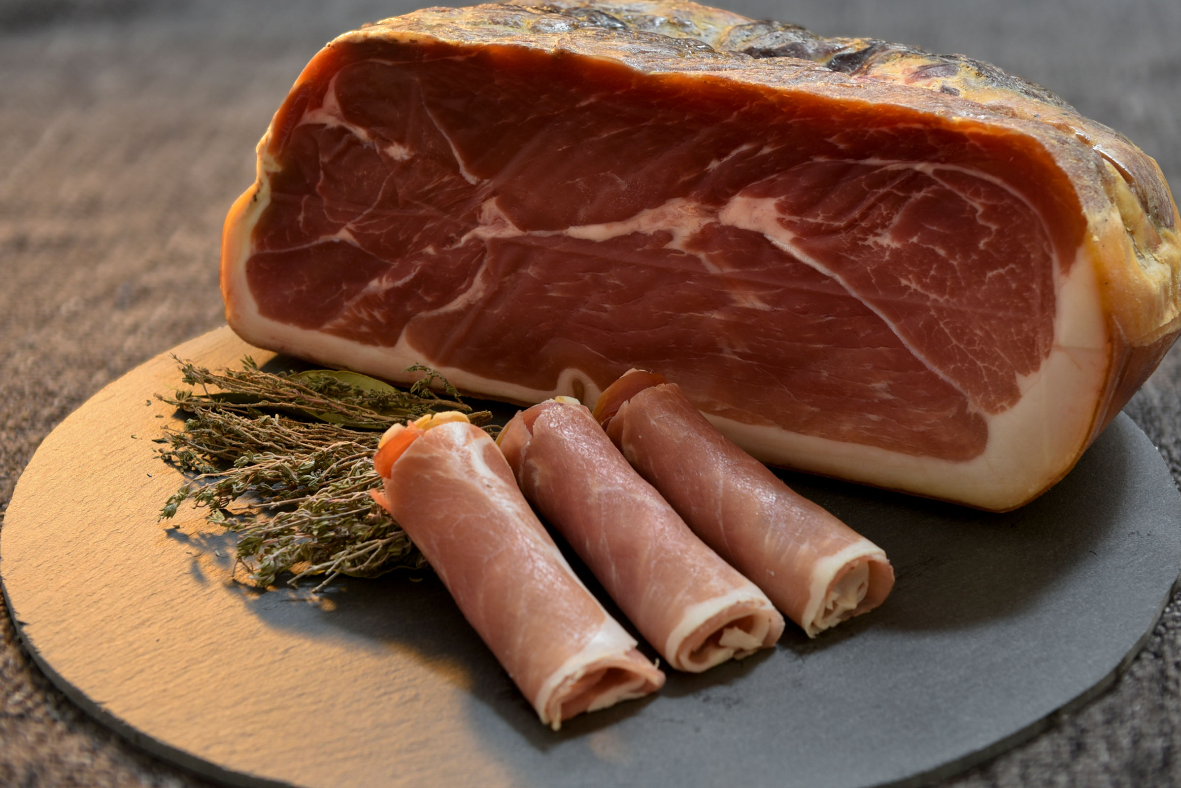 Quart de jambon d'Auvergne