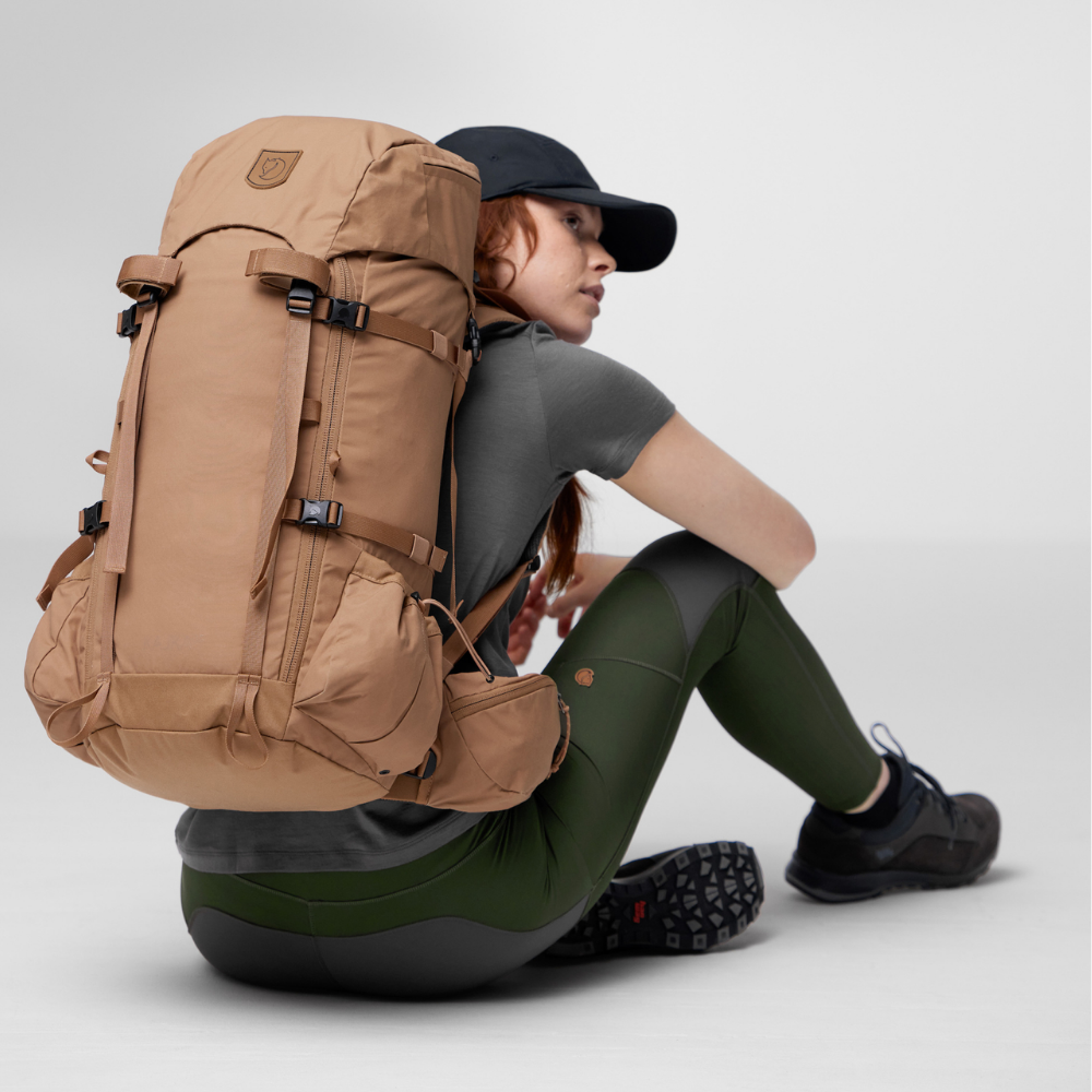 FJALLRAVEN Kajka 35 Hiking Backpack