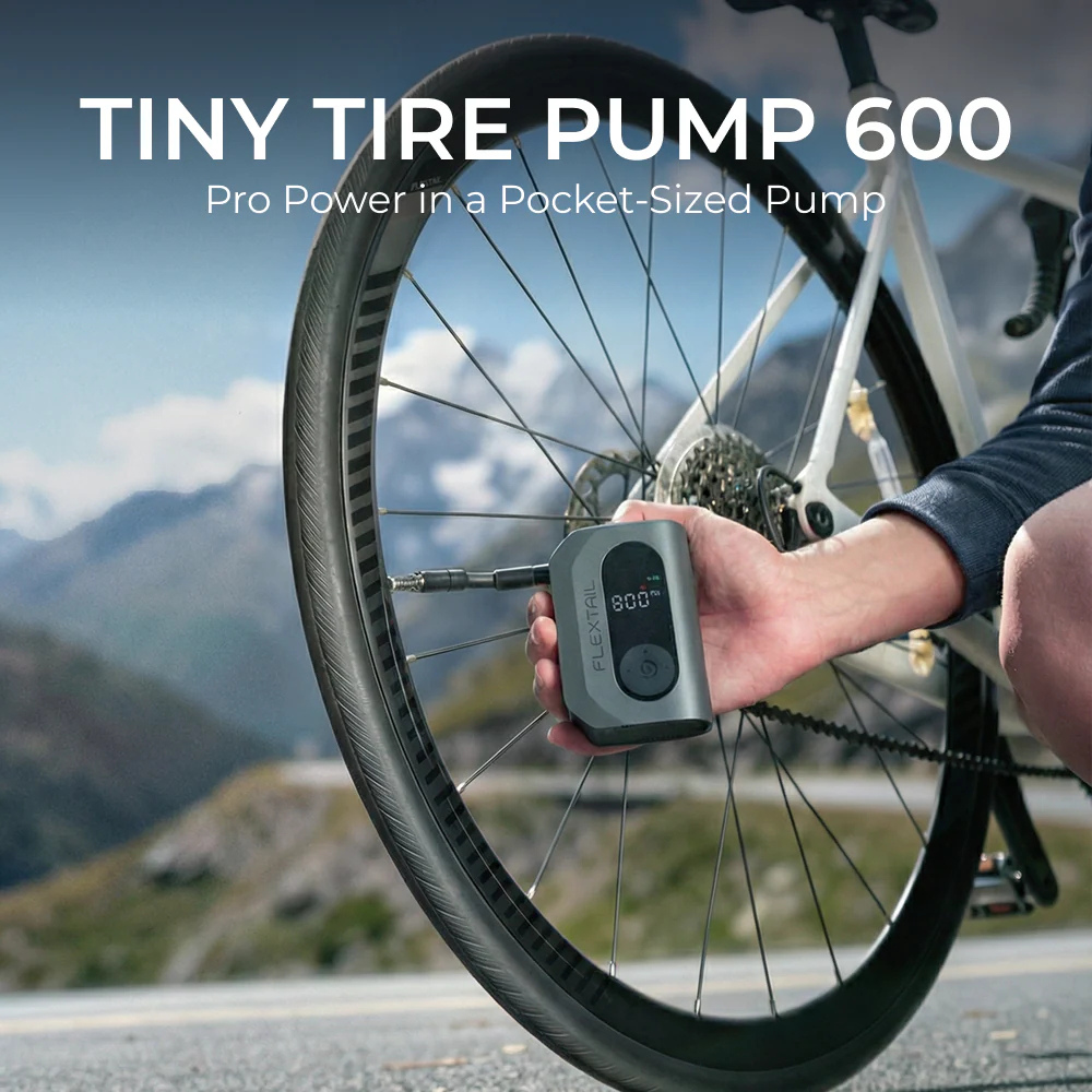 FLEXTAIL Tiny Tire Pump 600 Portable Electric Tyre Inflator Cordless Air Compres