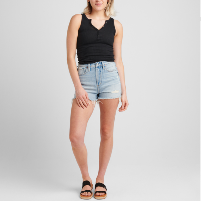 SILVER JEANS - HIGHLY DESIRABLE HIGH RISE SHORT