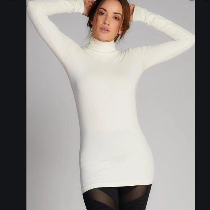 C'est Moi - Bamboo Turtleneck