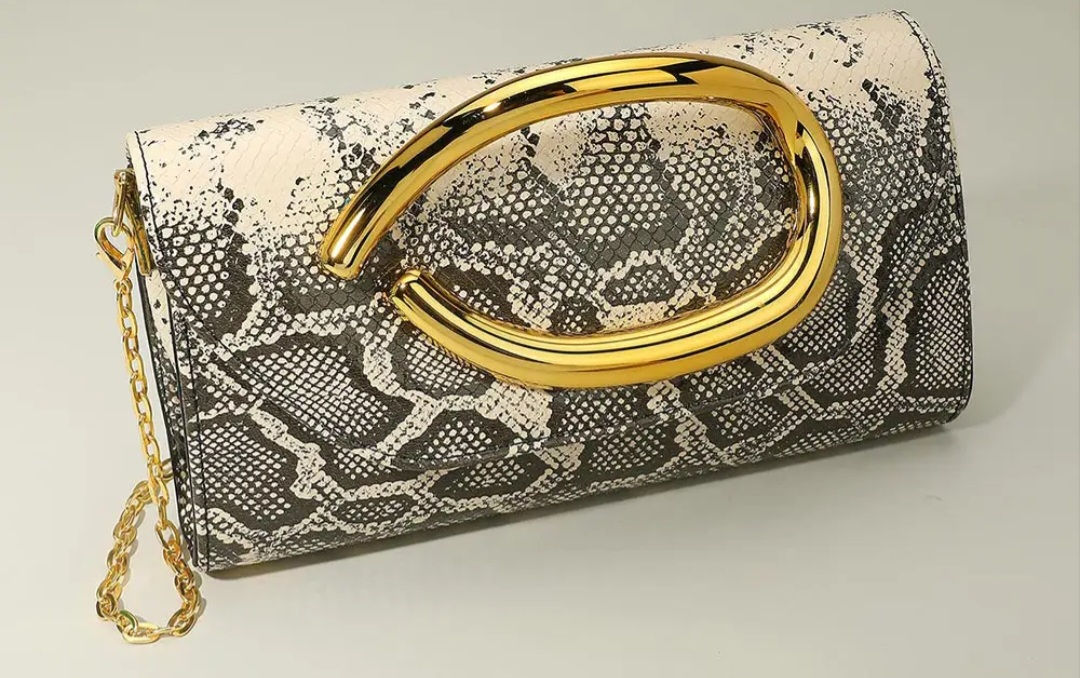 Khaki, Snake