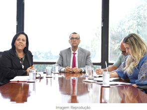 Setor hoteleiro se reúne para tratar do prazo de implementação da nova Ficha Nacional de Registro de Hóspedes