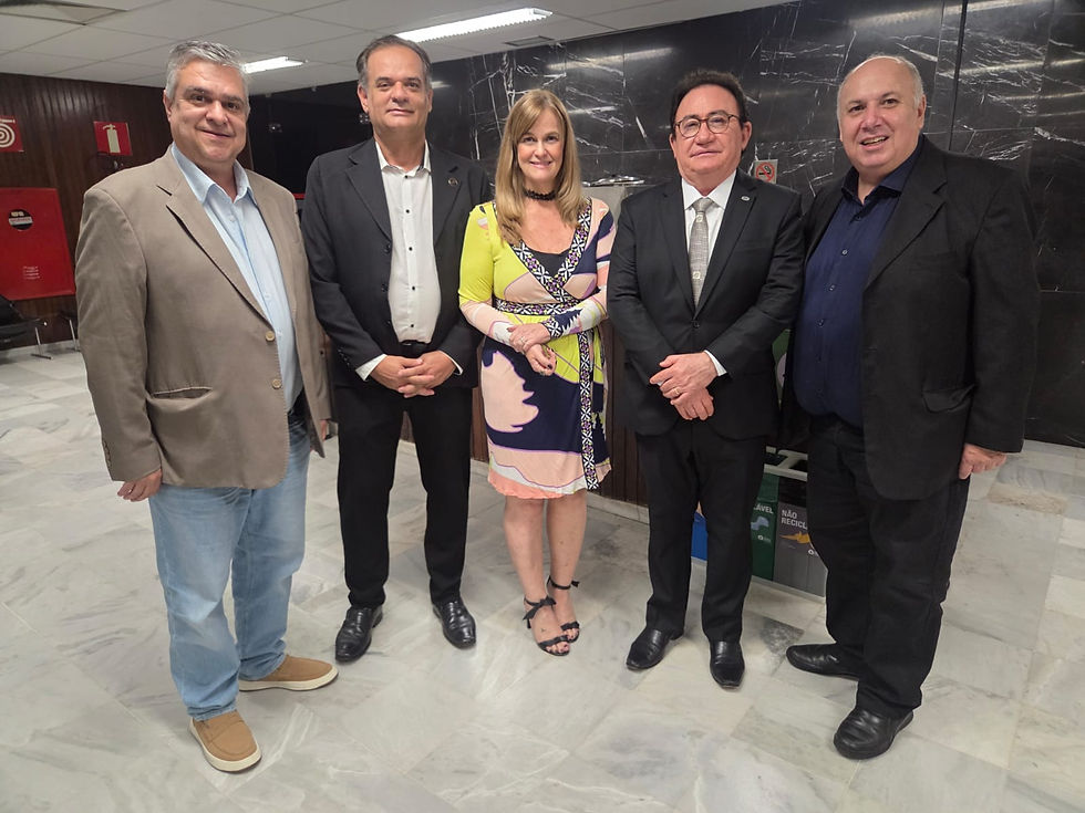 Hotelaria em destaque: Minas concede título a Manoel Linhares e celebra avanço do turismo.