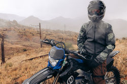 SERIE DIRT_REV'IT_GIGAMOTO