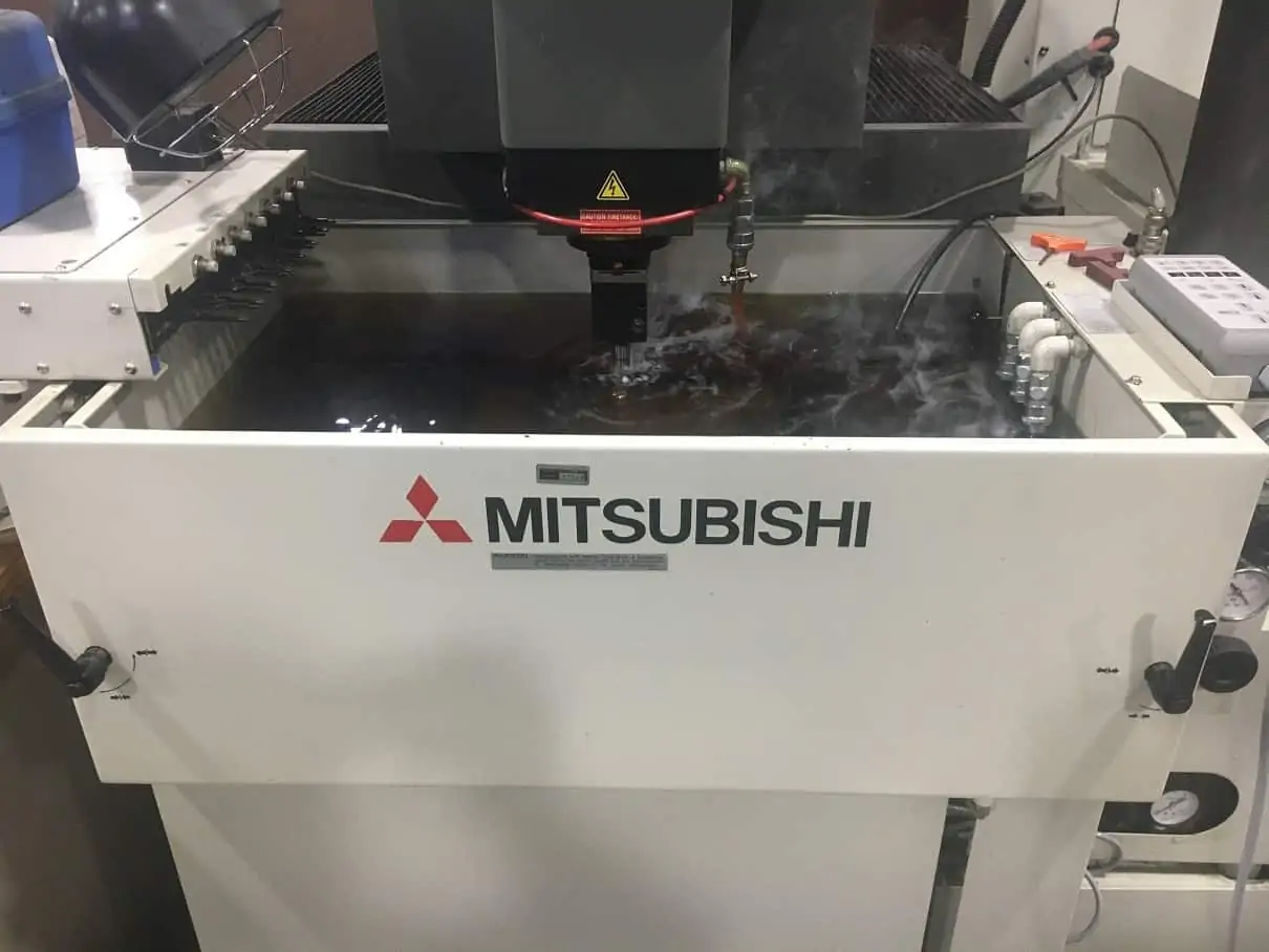 2007-Mitsubishi-EA8-EDM-Sinker-Ref-8070402-5.webp