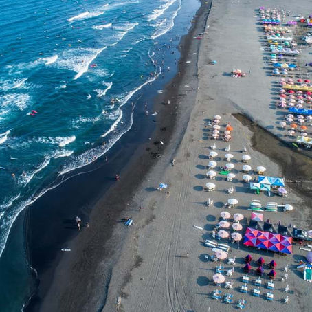 Wai'ao, tra sport e sabbia nera